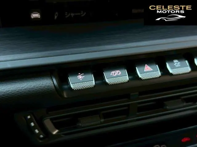 PORSCHE 911 2024 — photo 2 sur 8