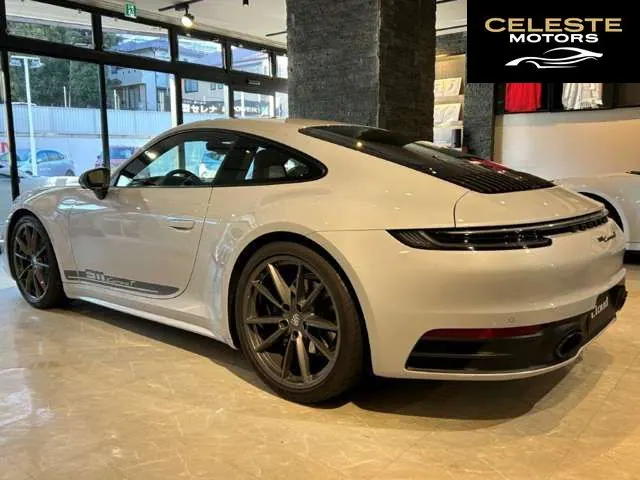 PORSCHE 911 2023 — photo 3 sur 8