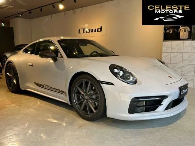 PORSCHE 911 2023 — photo 6 sur 8