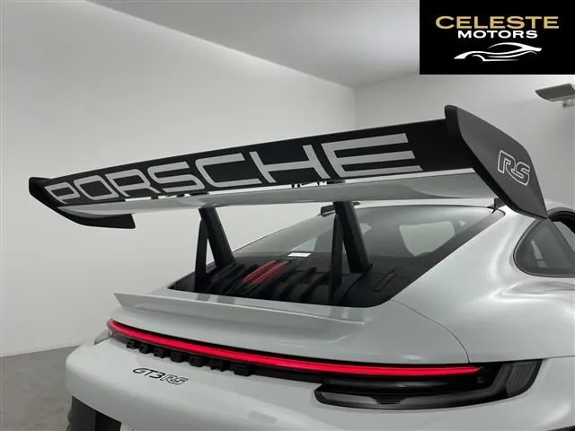 PORSCHE 911 2025 — photo 2 sur 8