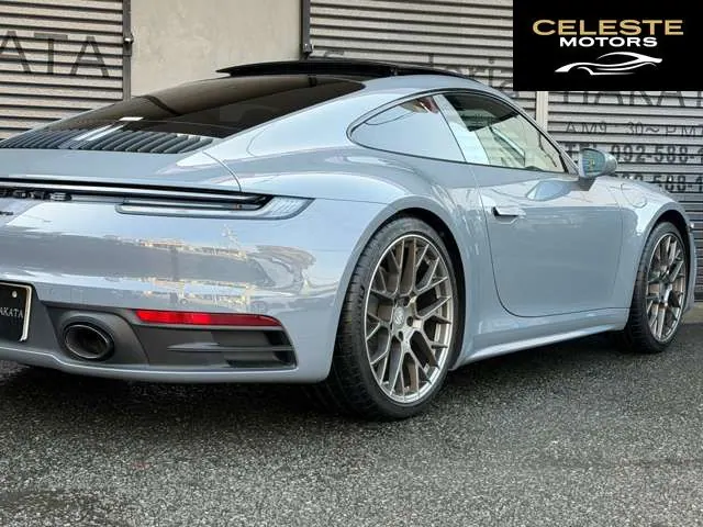 PORSCHE 911 2024 — photo 2 sur 8