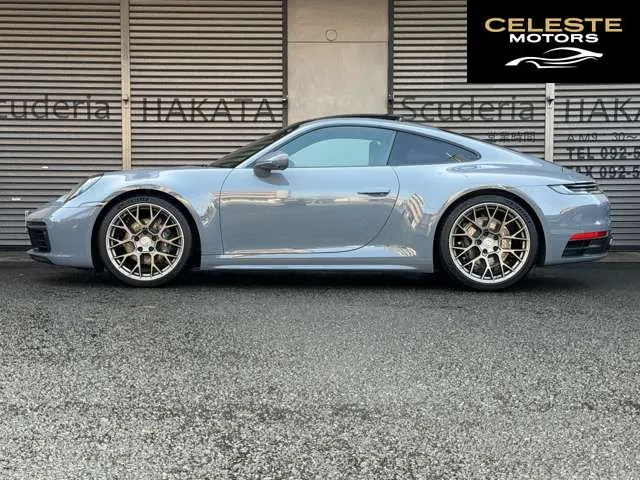 PORSCHE 911 2024 — photo 5 sur 8