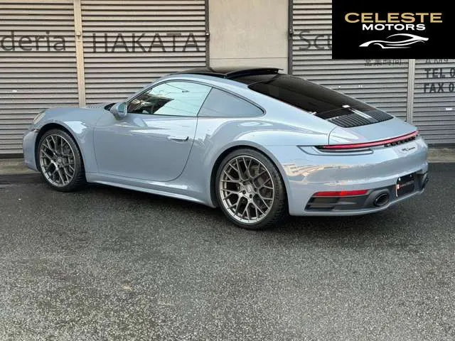 PORSCHE 911 2024 — photo 6 sur 8
