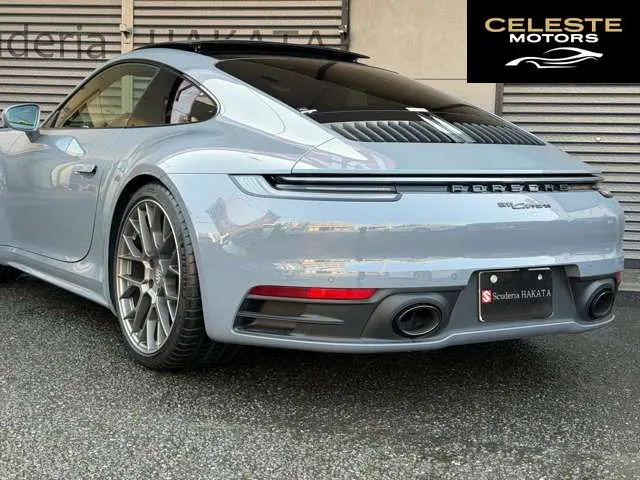 PORSCHE 911 2024 — photo 7 sur 8