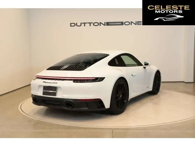 PORSCHE 911 2024 — photo 5 sur 8
