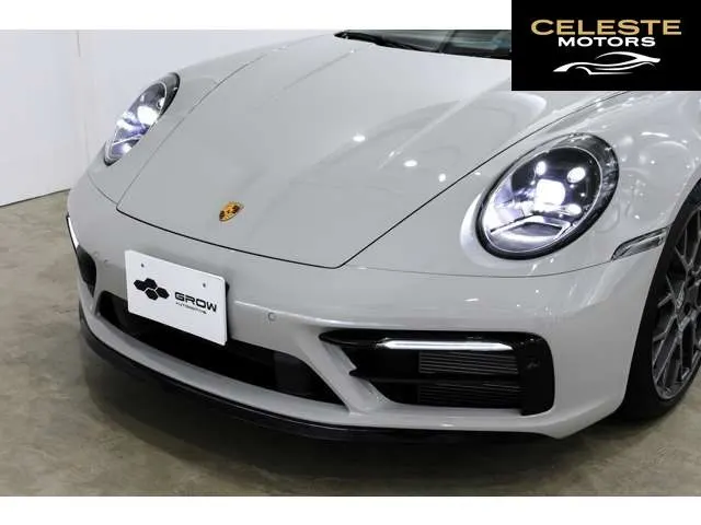 PORSCHE 911 2024 — photo 7 sur 8
