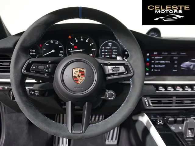 PORSCHE 911 2024 — photo 7 sur 8