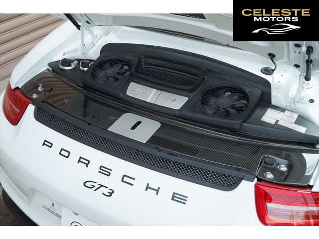 PORSCHE 911 2014 — photo 4 sur 8