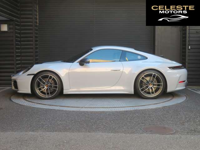 PORSCHE 911 2025 — photo 3 sur 8