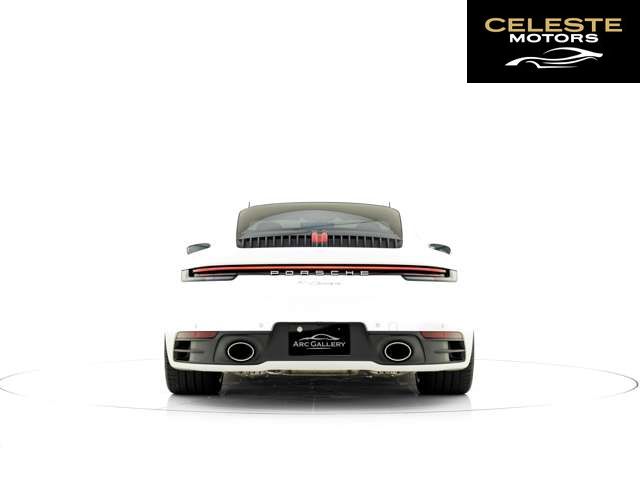 PORSCHE 911 2024 — photo 2 sur 8