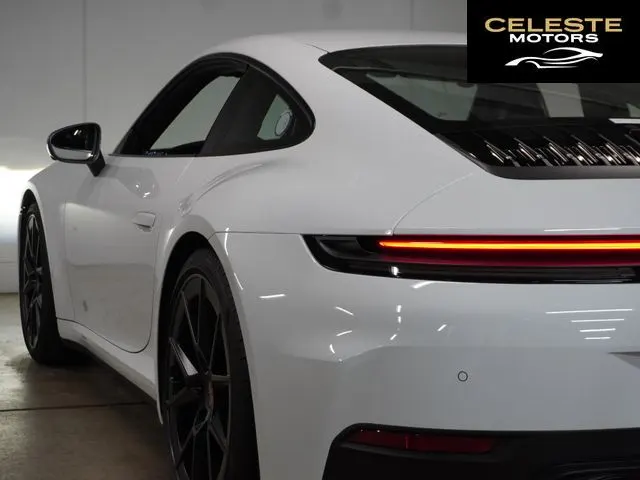 PORSCHE 911 2025 — photo 3 sur 8