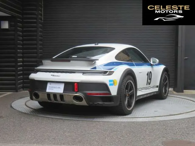 PORSCHE 911 2023 — photo 5 sur 8