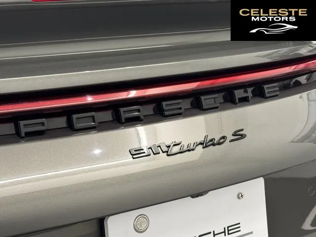 PORSCHE 911 2023 — photo 3 sur 8