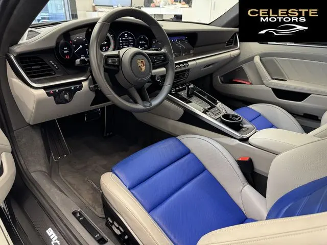 PORSCHE 911 2023 — photo 5 sur 8
