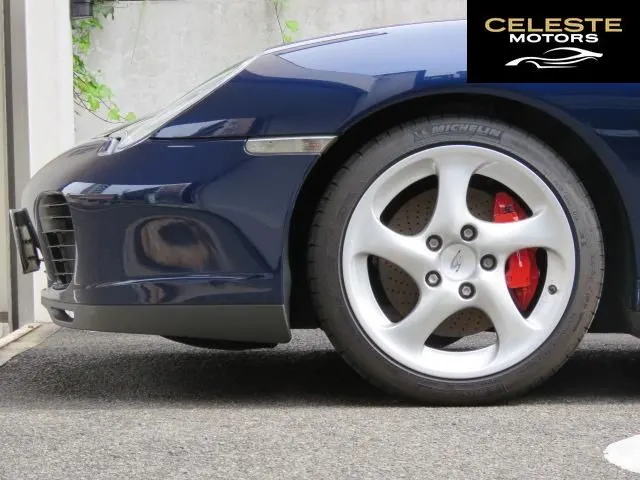 PORSCHE 911 2003 — photo 8 sur 8