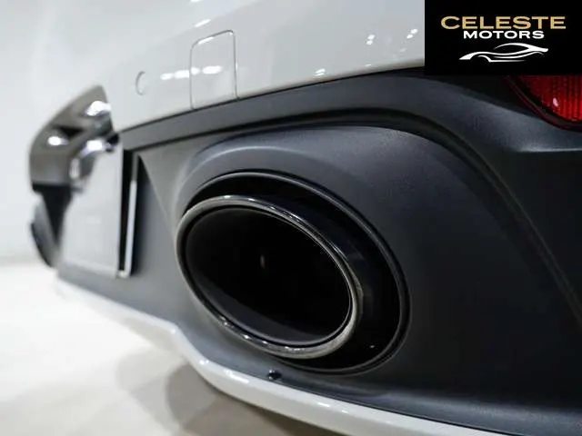 PORSCHE 911 2022 — photo 5 sur 8