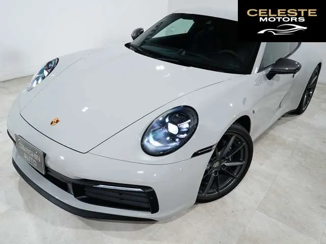 PORSCHE 911 2022 — photo 6 sur 8