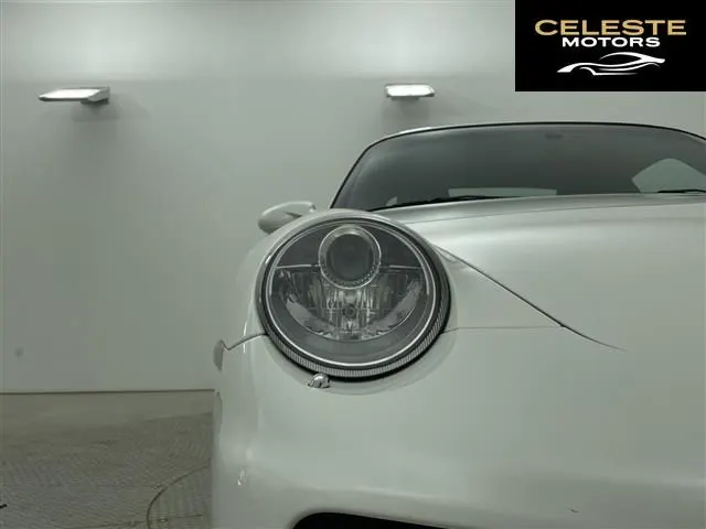 PORSCHE 911 2006 — photo 7 sur 8