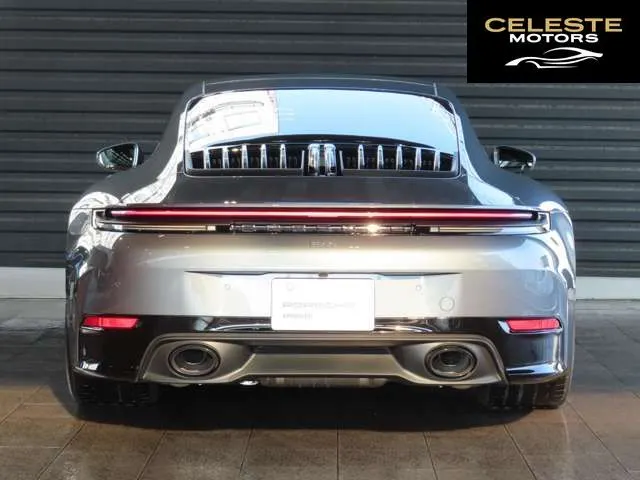 PORSCHE 911 2025 — photo 4 sur 8