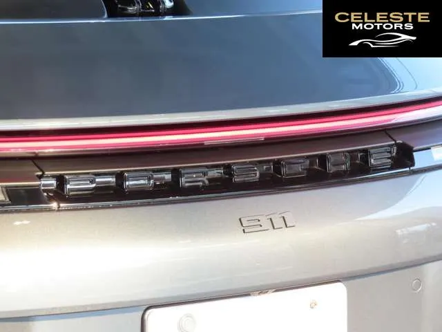 PORSCHE 911 2025 — photo 5 sur 8
