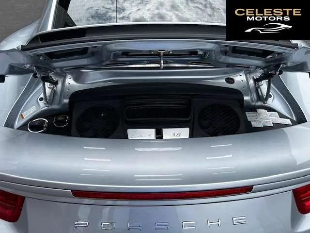 PORSCHE 911 2015 — photo 2 sur 8