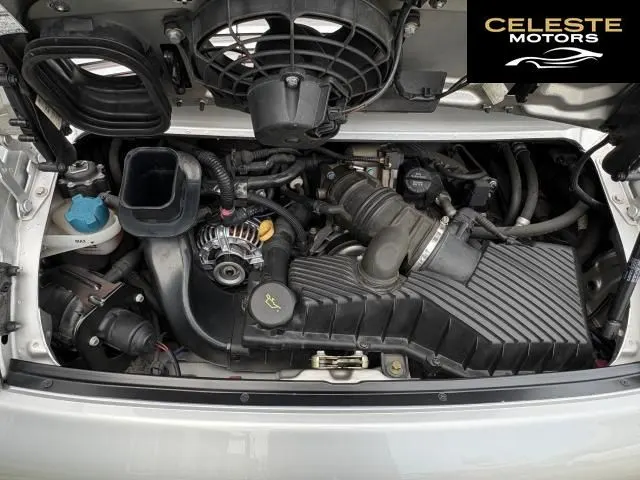 PORSCHE 911 2003 — photo 8 sur 8