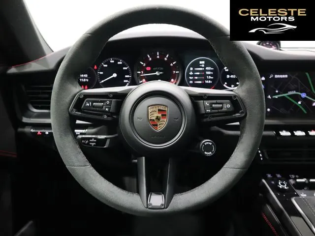PORSCHE 911 2024 — photo 3 sur 8