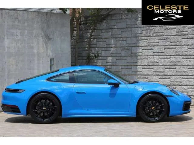 PORSCHE 911 2023 — photo 2 sur 8