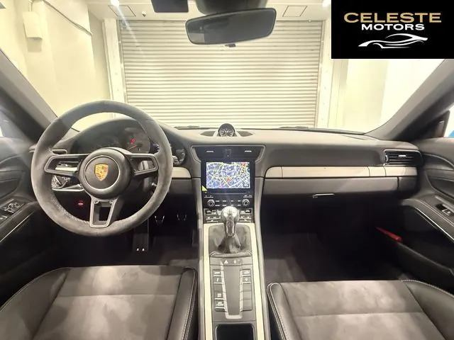 PORSCHE 911 2019 — photo 6 sur 8