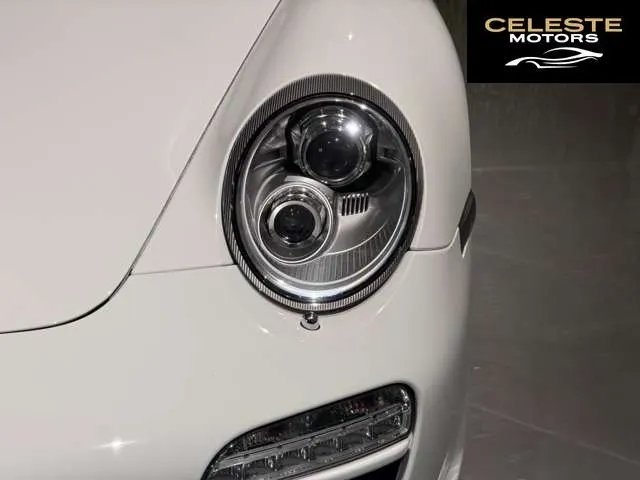 PORSCHE 911 2010 — photo 5 sur 8