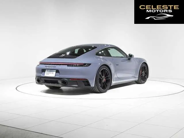 PORSCHE 911 2024 — photo 2 sur 8
