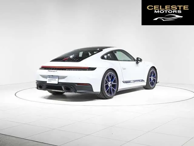 PORSCHE 911 2025 — photo 2 sur 8
