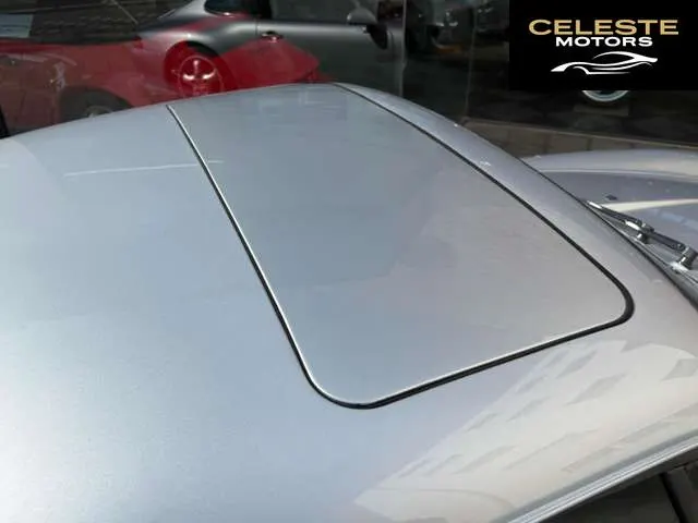 PORSCHE 911 1996 — photo 5 sur 8