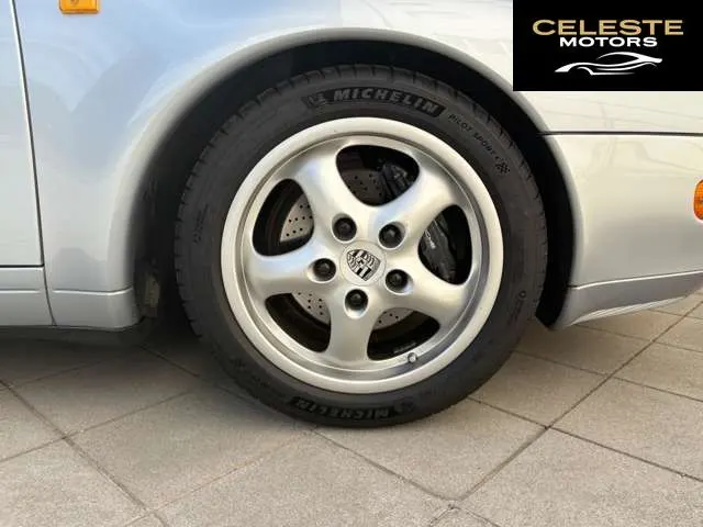 PORSCHE 911 1996 — photo 6 sur 8