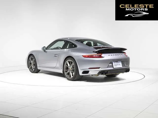 PORSCHE 911 2018 — photo 4 sur 8