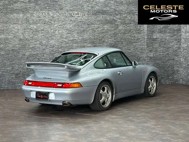 PORSCHE 911 1996 — photo 7 sur 8