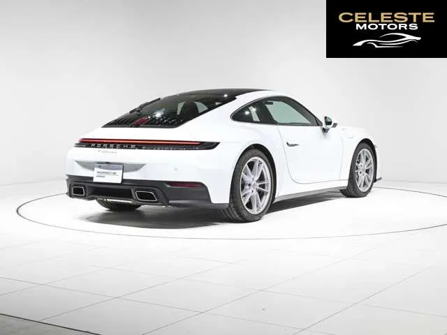 PORSCHE 911 2024 — photo 2 sur 8