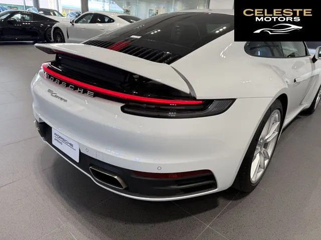 PORSCHE 911 2022 — photo 2 sur 8