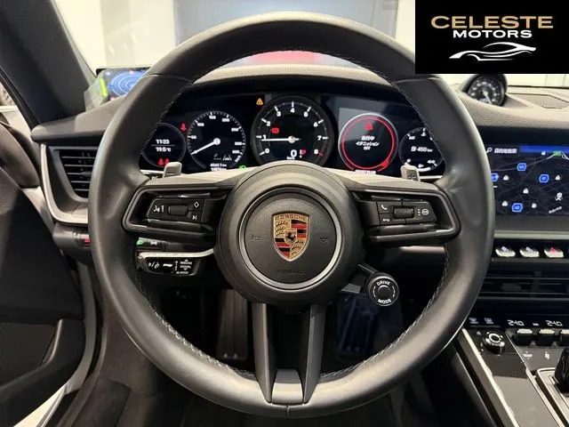 PORSCHE 911 2022 — photo 7 sur 8