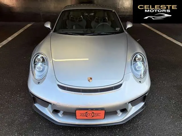PORSCHE 911 2018 — photo 6 sur 8