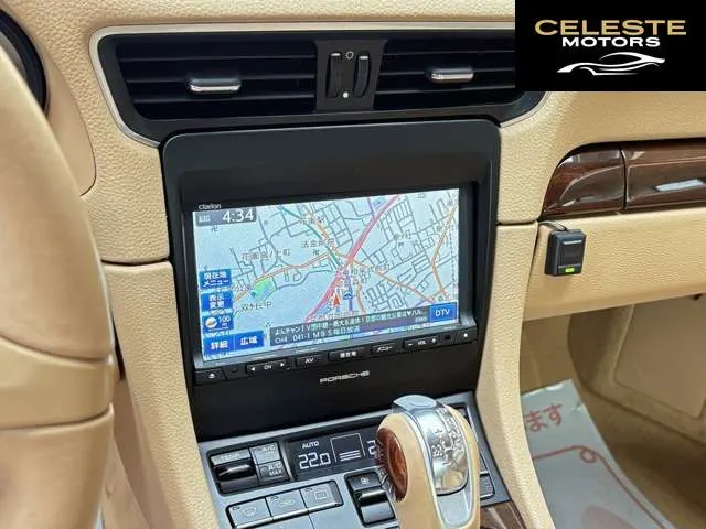 PORSCHE 911 2013 — photo 6 sur 8