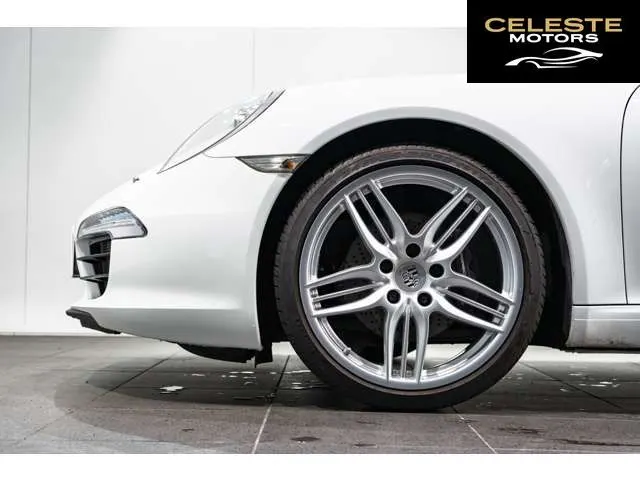 PORSCHE 911 2015 — photo 6 sur 8