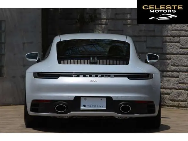 PORSCHE 911 2024 — photo 4 sur 8