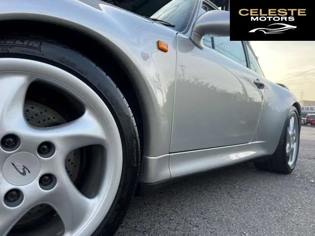 PORSCHE 911 1997 — photo 6 sur 8
