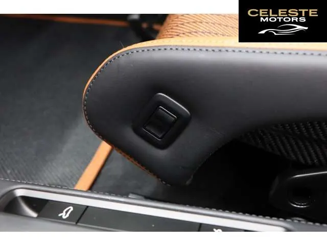 PORSCHE 911 2025 — photo 5 sur 8