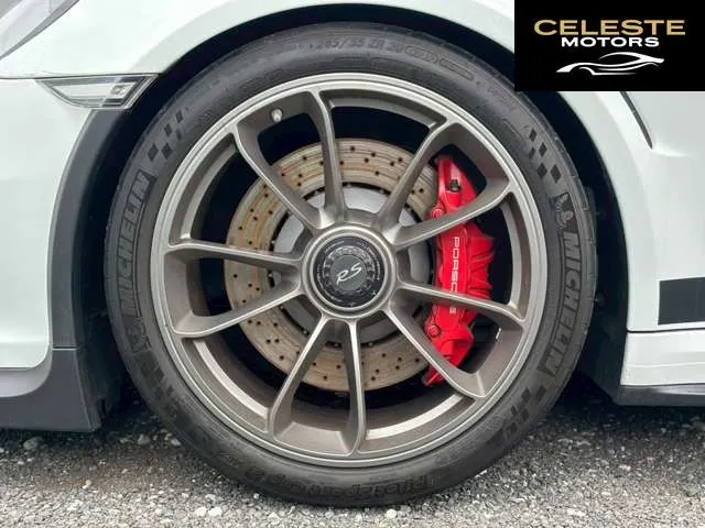 PORSCHE 911 2017 — photo 8 sur 8