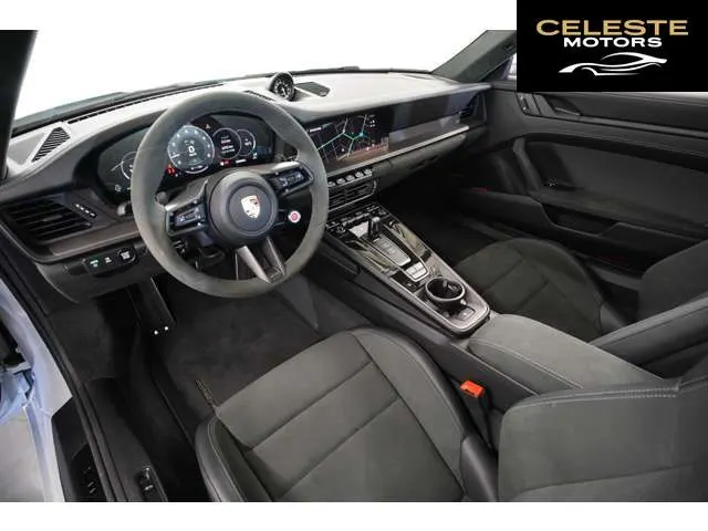 PORSCHE 911 2025 — photo 5 sur 8