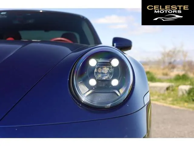 PORSCHE 911 2022 — photo 5 sur 8