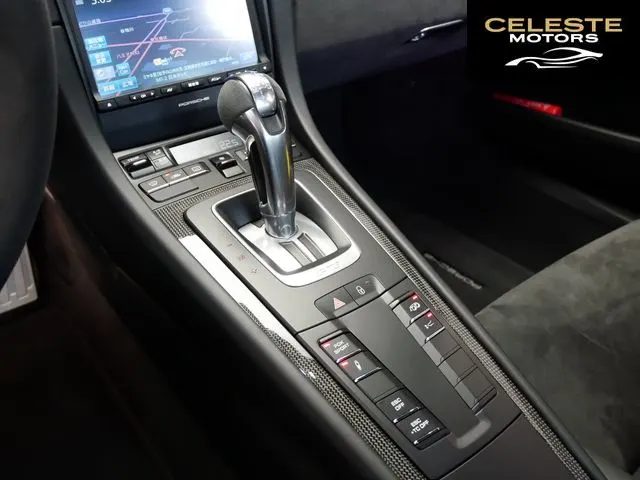 PORSCHE 911 2015 — photo 6 sur 8