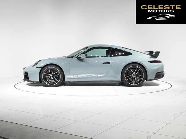 PORSCHE 911 2025 — photo 5 sur 8